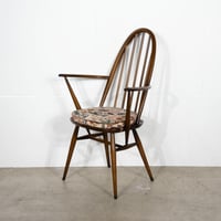 ERCOL クエーカーアームチェア（クッション付き）