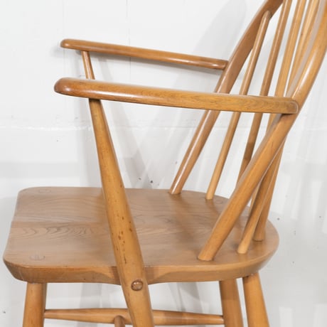ERCOL フープバックアームチェア