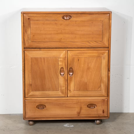 ERCOL キャビネット