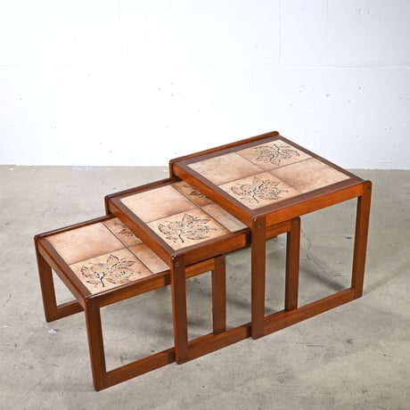 タイルトップネストテーブル/England