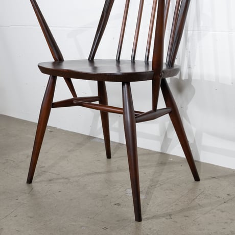 ERCOL クエーカーアームチェア
