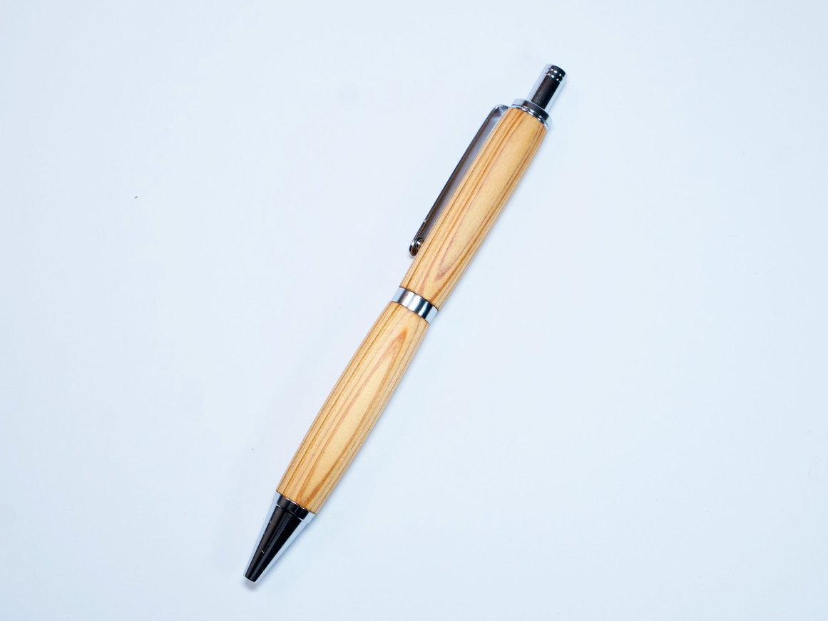 【新品未使用】非売品 樽製シャープペンシル NUFS記念品 木製 能登杉 | 天狗造形/TenguCraft