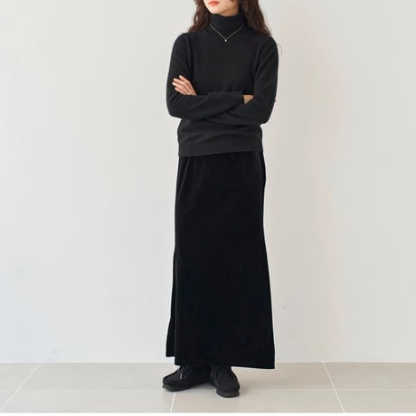 simple velour skirt   black