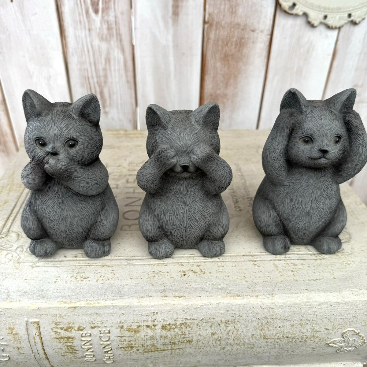 レトロ　日光　猫　灰皿　銅製　見ざる言わざる聞かざる　猿 見ざる』『聞かざる』『言わざる』黒猫オブジェ | プチフルール ネット