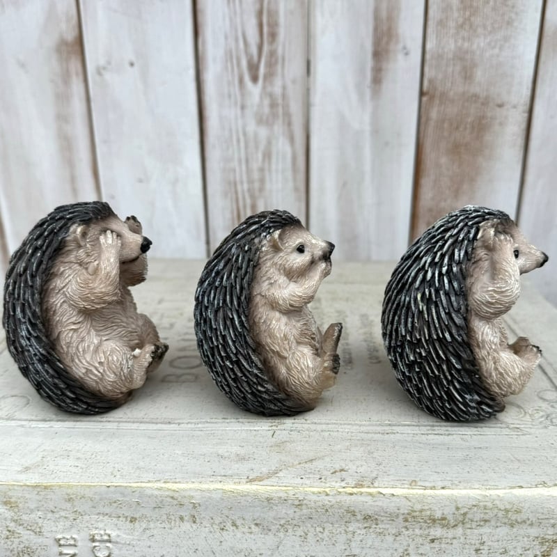 見ざる』『聞かざる』『言わざる』ハリネズミ オブジェ | プチフルール