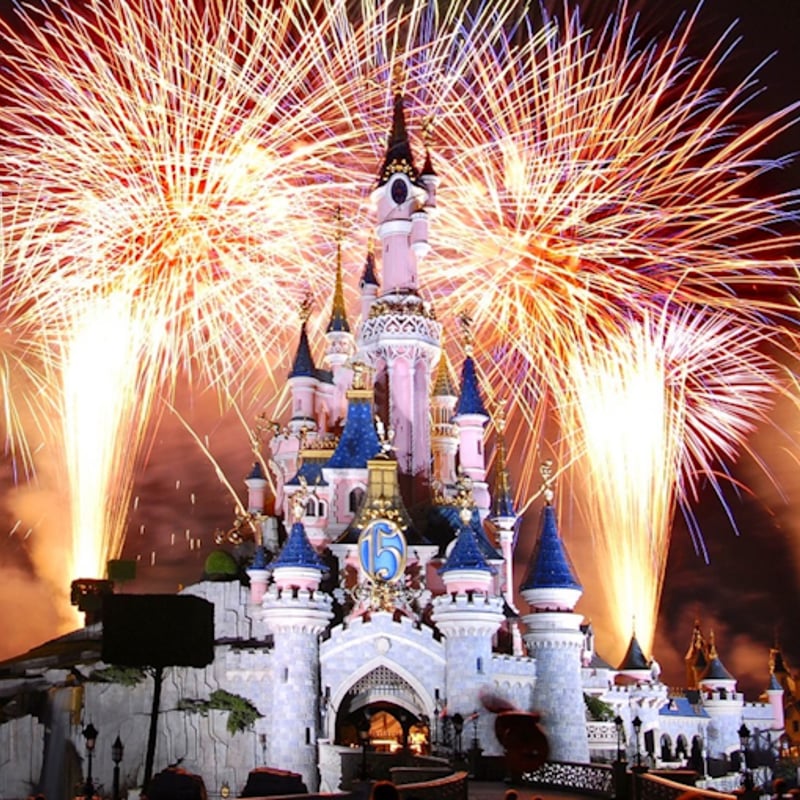 絵画風 壁紙ポスター (はがせるシール式) ディズニーランド パリ 花火