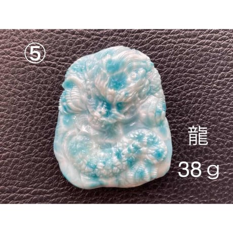 ラリマールース（彫り）