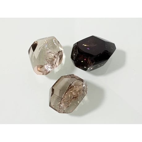 アファメーション水晶：才能開花のスモーキークォーツ