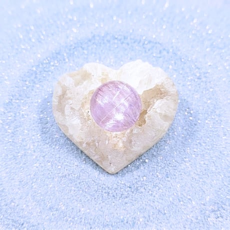 【水晶ジオード ハート】 1個 ♡スフィアのお座布♡