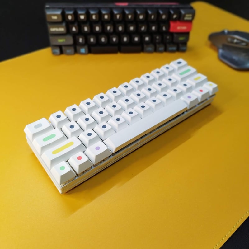 pochi｜初心者にも優しい40%キーボード｜ボディ | Meck｜メック