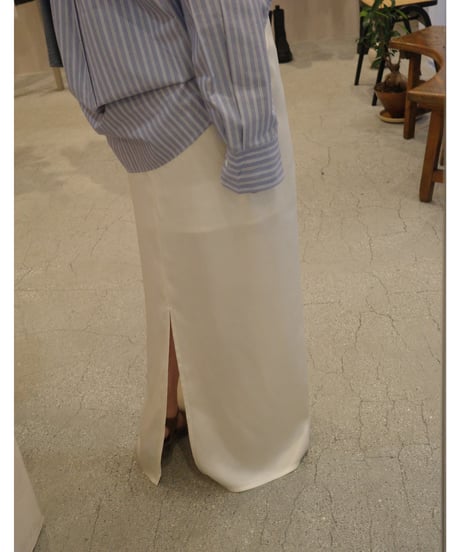 MARGE   "West tuck drape maxi skirt"
