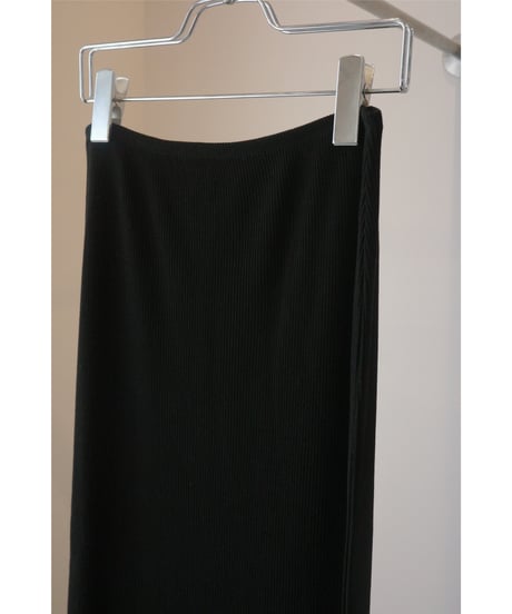 MALU “CRUZ” Rib long skirt / black