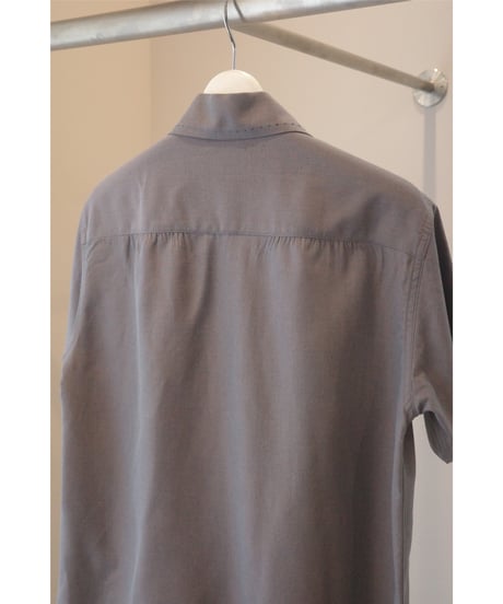 FUMIKA_UCHIDA “Chambray short sleeve shirt” mauve grey