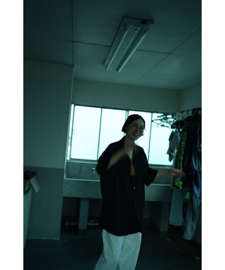 TOO shirt "AME" black