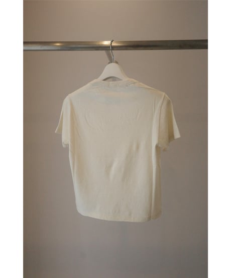 FUMIKA_UCHIDA "Trapezoid neck T-shirt"