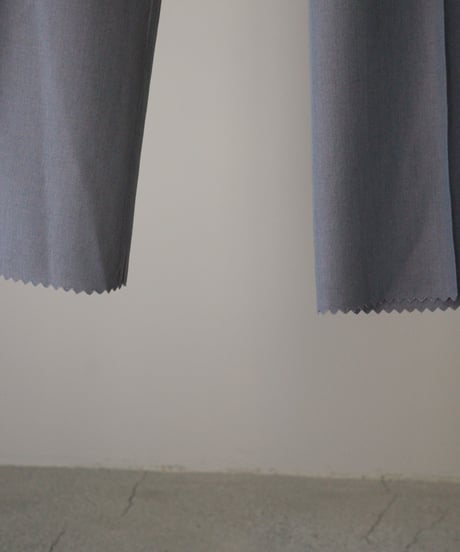 FUMIKA_UCHIDA “Chambray two-tuck slacks” mauve grey