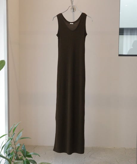 MALU “OSKER” Long sleeveless rib dress / brown