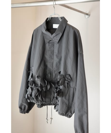 MARGE "High-Count floral motif blouson" black