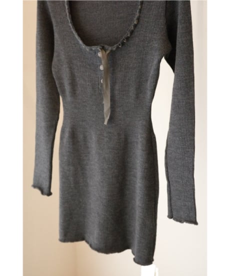 FUMIKA_UCHIDA "Rib Stitch Henley-neck Underwear" Top charcoal
