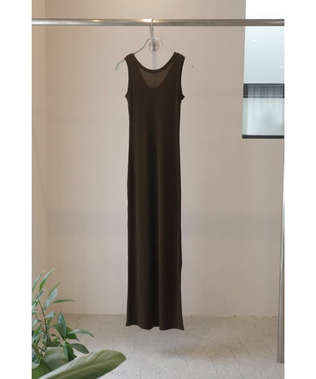 MALU “OSKER” Long sleeveless rib dress / brown