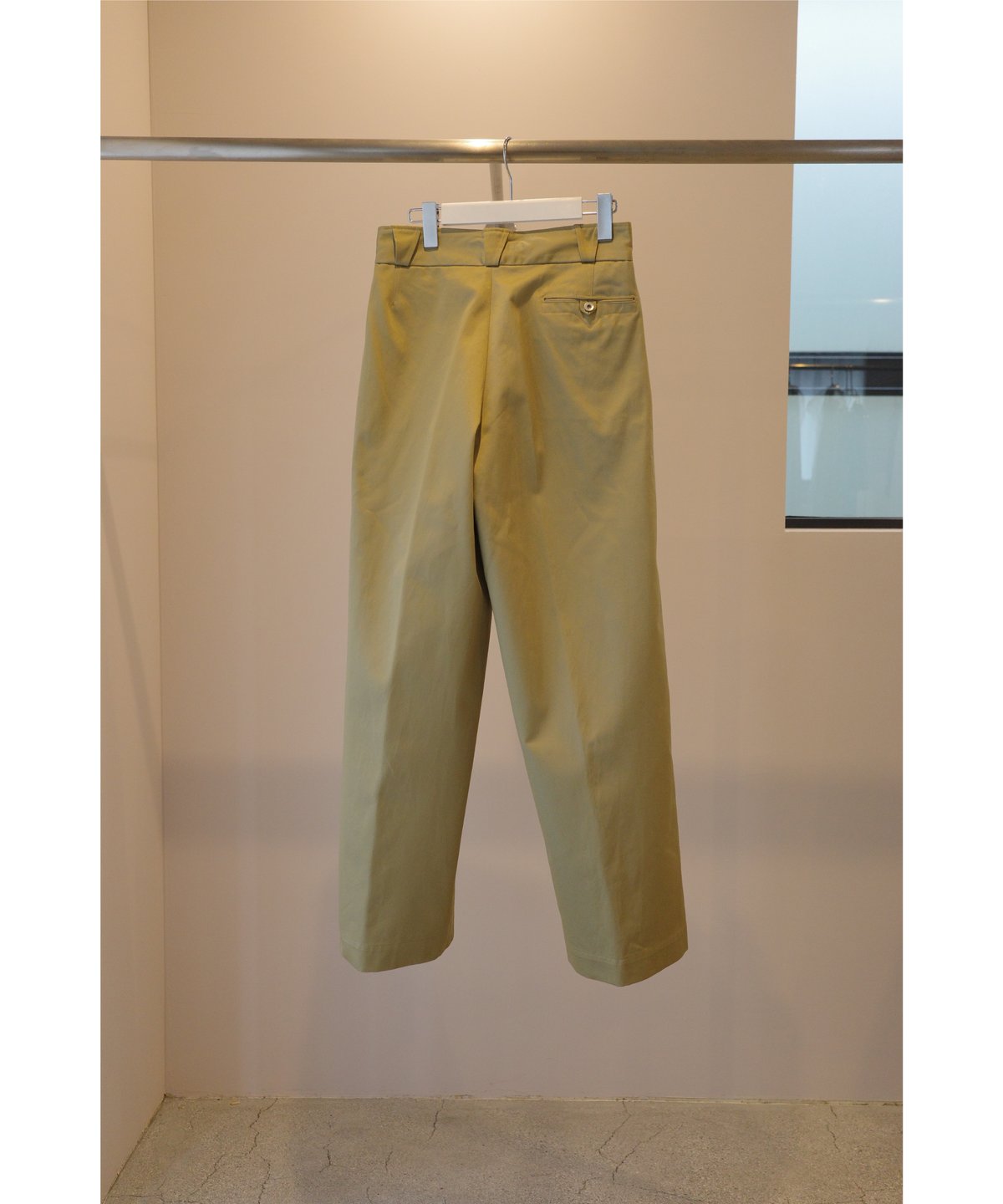 FUMIKA_UCHIDA ”UNIFORM WEAPON 2-TUCK PNATS” (KH