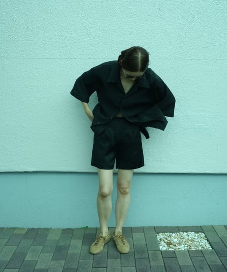 TOO shirt "AME" black