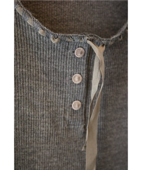 FUMIKA_UCHIDA "Rib Stitch Henley-neck Underwear" Top charcoal