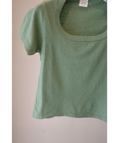 FUMIKA_UCHIDA "Trapezoid neck T-shirt"