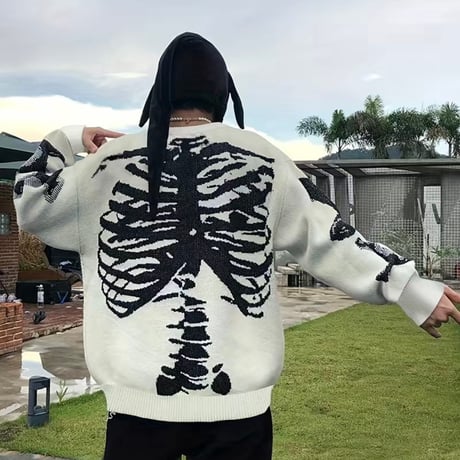 Skull sweater