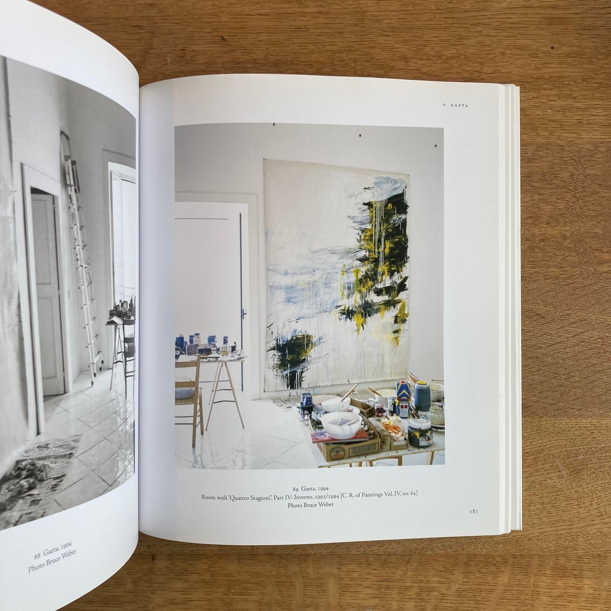 Cy Twombly Photographs　2016年初版 頁付け無し　HC Cy Twombly / Photographs | POST