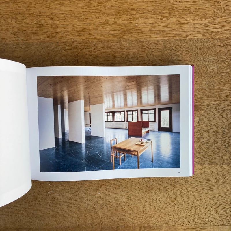 アート・デザイン・音楽 Donald Judd Furniture Donald Judd Furniture | Mitterrand