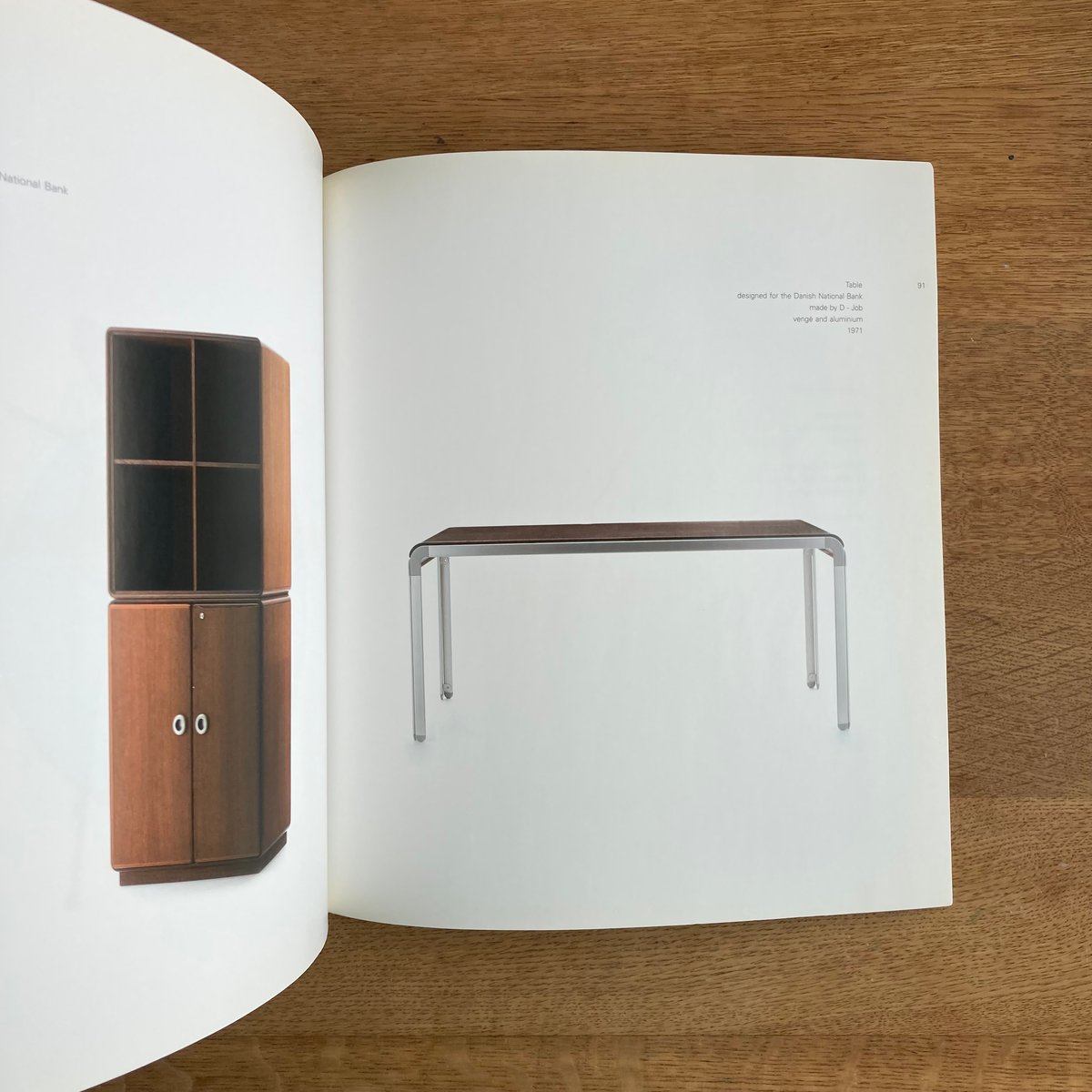 Dansk Mobel Kunst｜Arne Jacobsen | WHITEGREEN GA