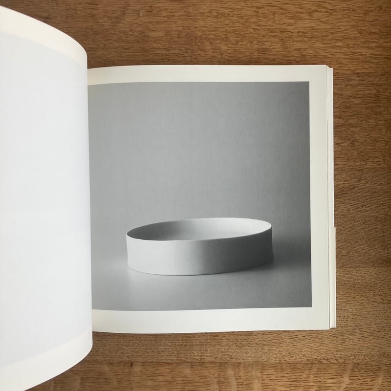 TAIZO KURODA｜White Porcelain | WHITEGREEN GALLERY