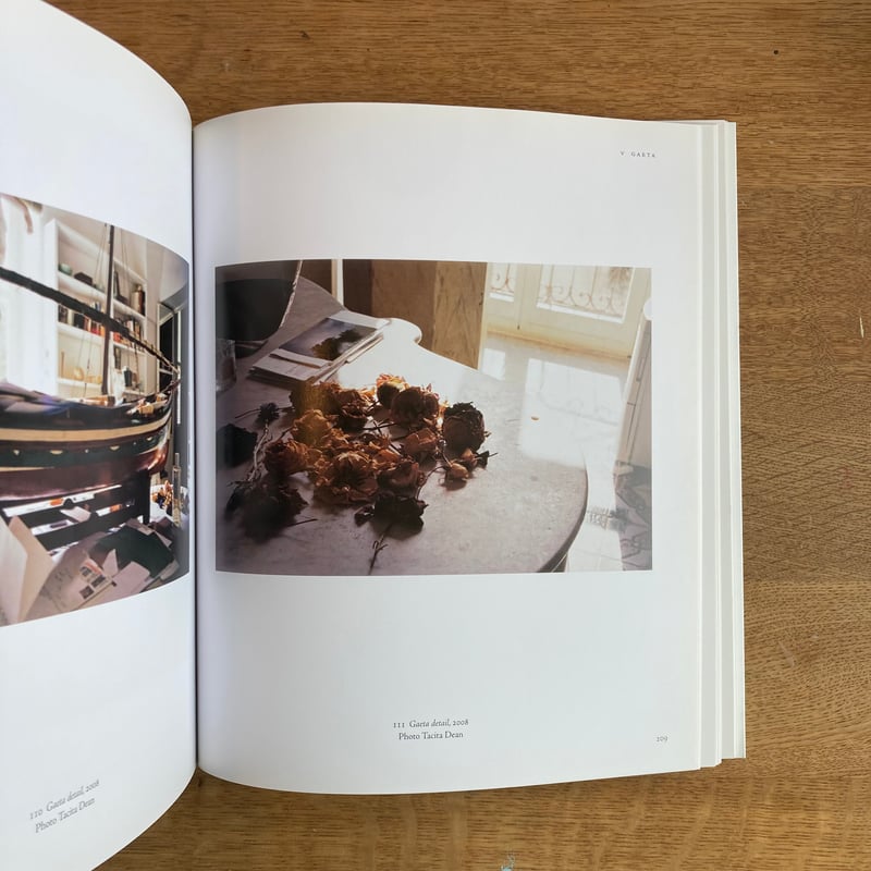 Cy Twombly 書籍 ハードカバー Cy Twombly | Art Book Iskusstvo