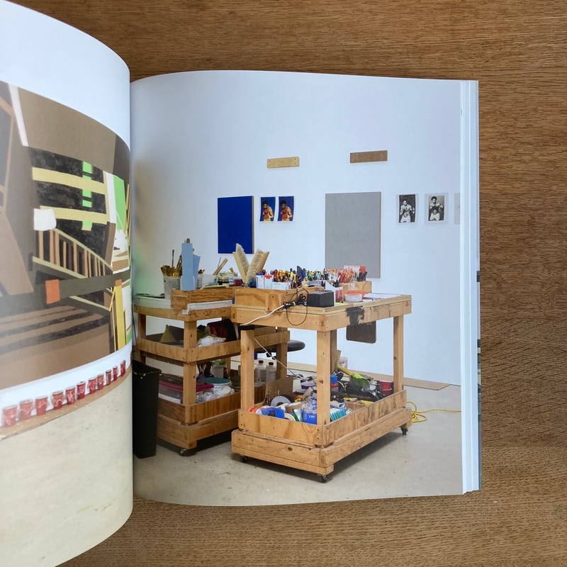 Jonas Wood（ジョナス・ウッド）サイン入り書籍 2019年 Jonas wood｜INTERIORS | WHITEGREEN GALLERY