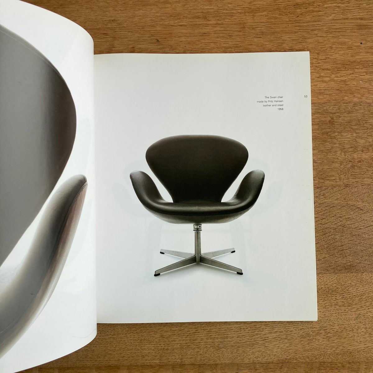 Dansk Mobel Kunst｜Arne Jacobsen | WHITEGREEN GA