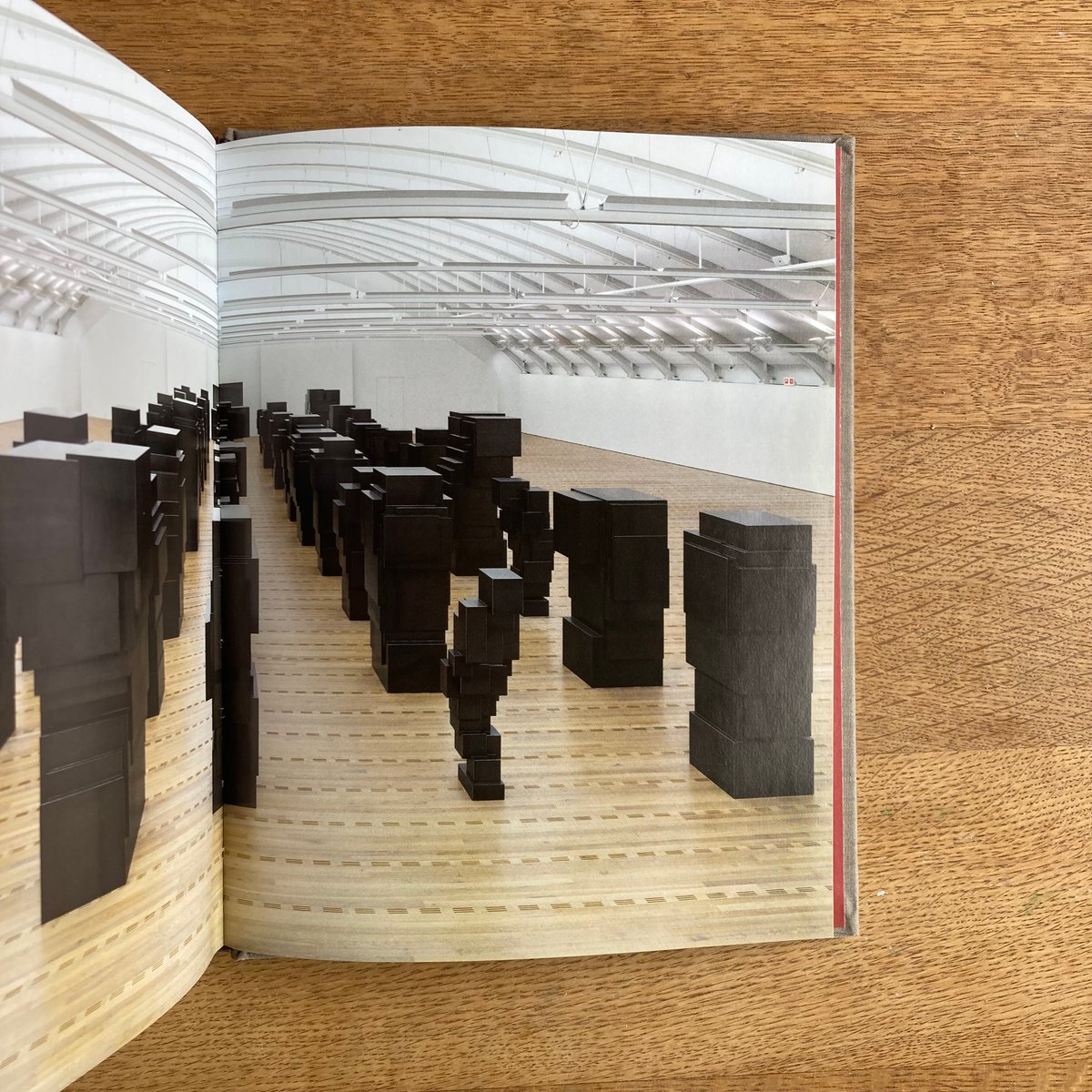 ANTONY GORMLEY｜ON SCULPTURE | WHITEGREEN GALLERY