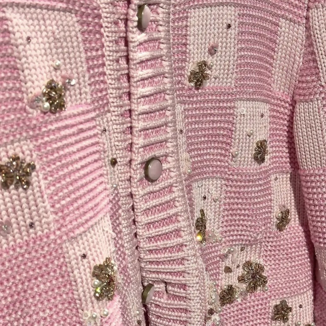 平野紫耀さん着用 ★ カーディガン Louis Vuitton ダミエ ピンク 平野紫耀さん着用で大注目】ルイヴィトン カーディガン ピンク