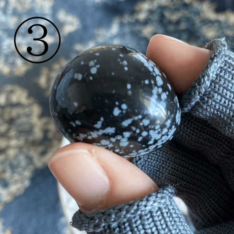 スノーフレークオブシディアン | 時の旅人