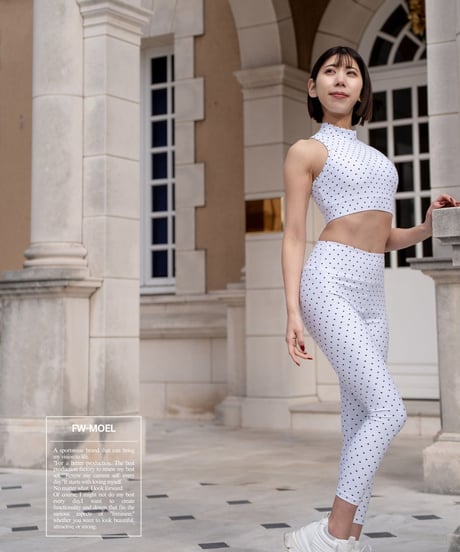 Col roulé leggings