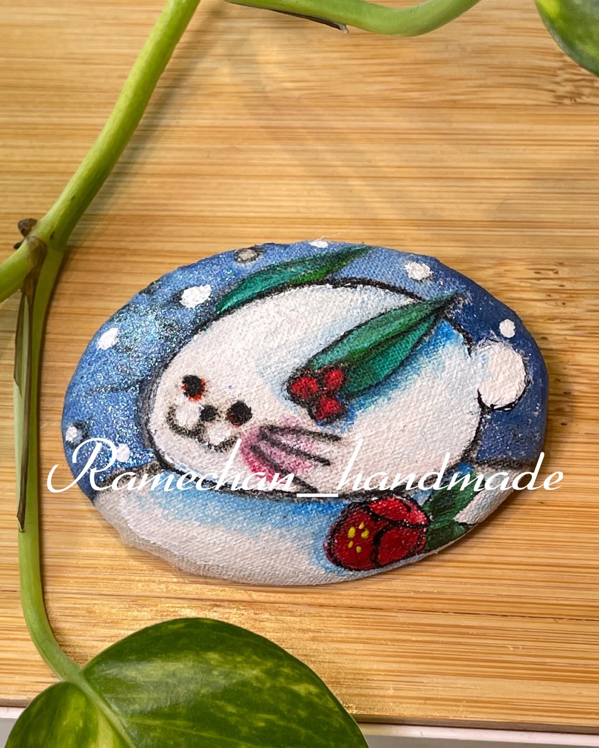 雪うさぎ ブローチ ハンドメイド 手作り 雪 冬 うさぎ 動物 かわいい 