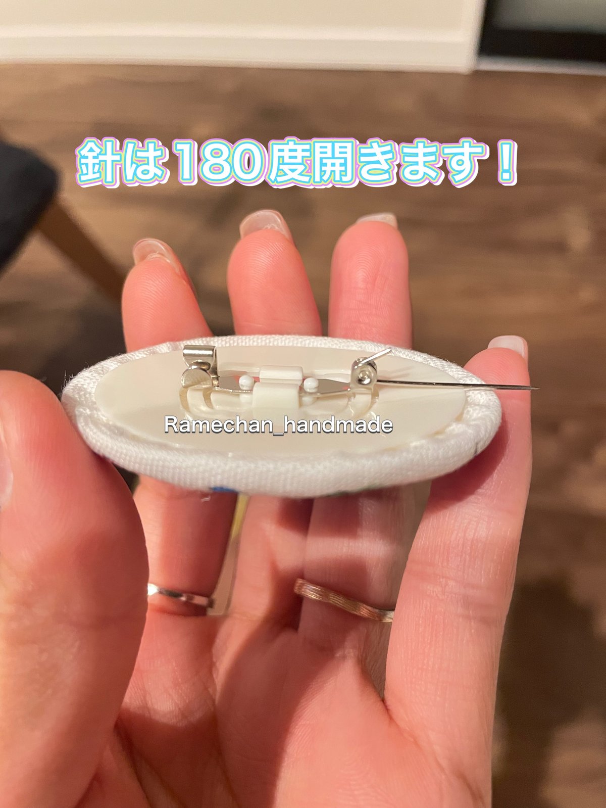 雪うさぎ ブローチ ハンドメイド 手作り 雪 冬 うさぎ 動物 かわいい