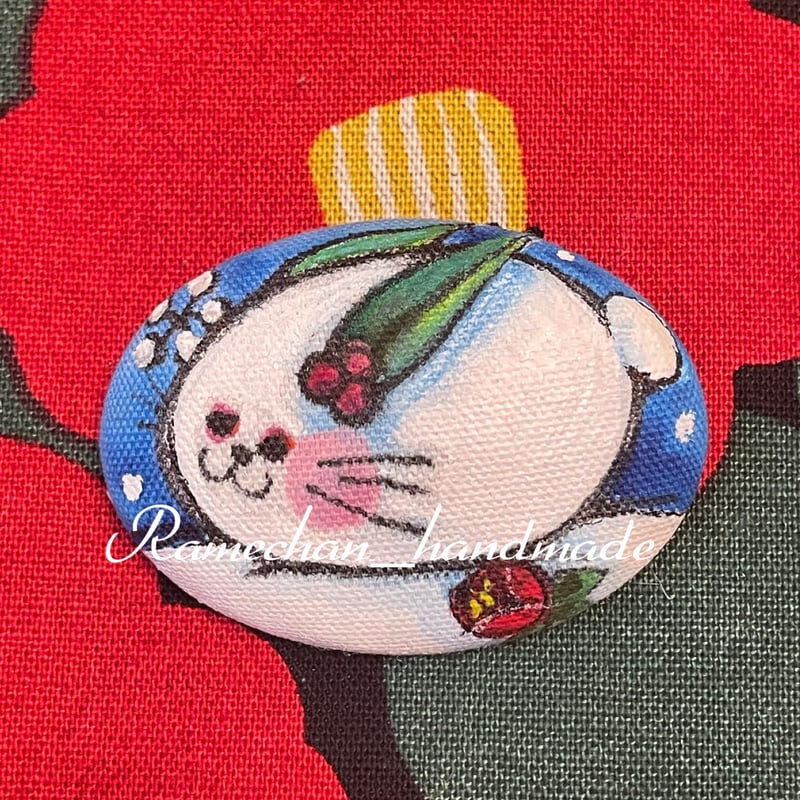 雪うさぎ ブローチ ハンドメイド 手作り 雪 冬 うさぎ 動物 かわいい
