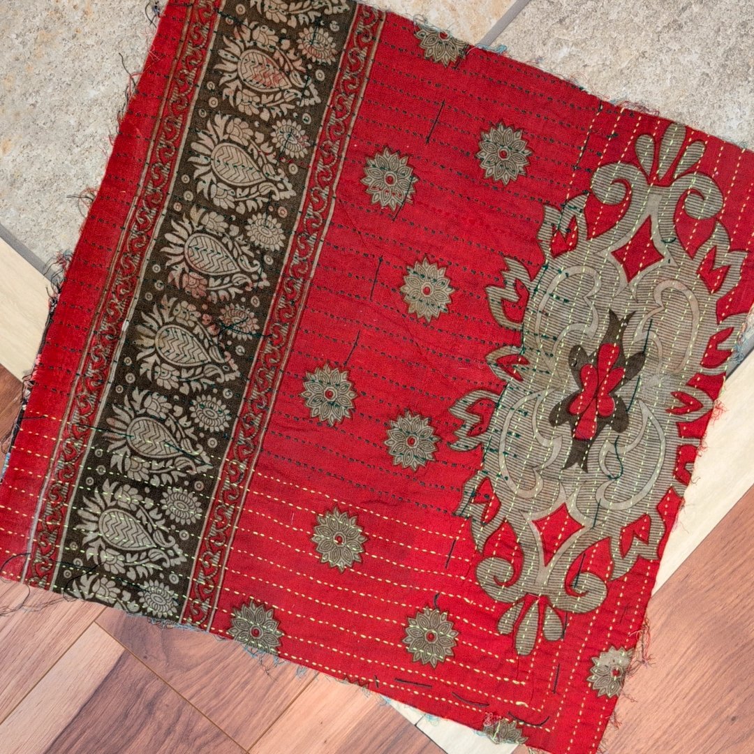 ハギレ】ヴィンテージカンタキルト生地｜インド伝統刺し子ラリー