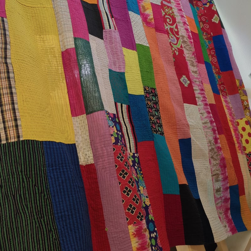 カラフル スクエア型ステッチ ラリーキルト カンタキルト 377