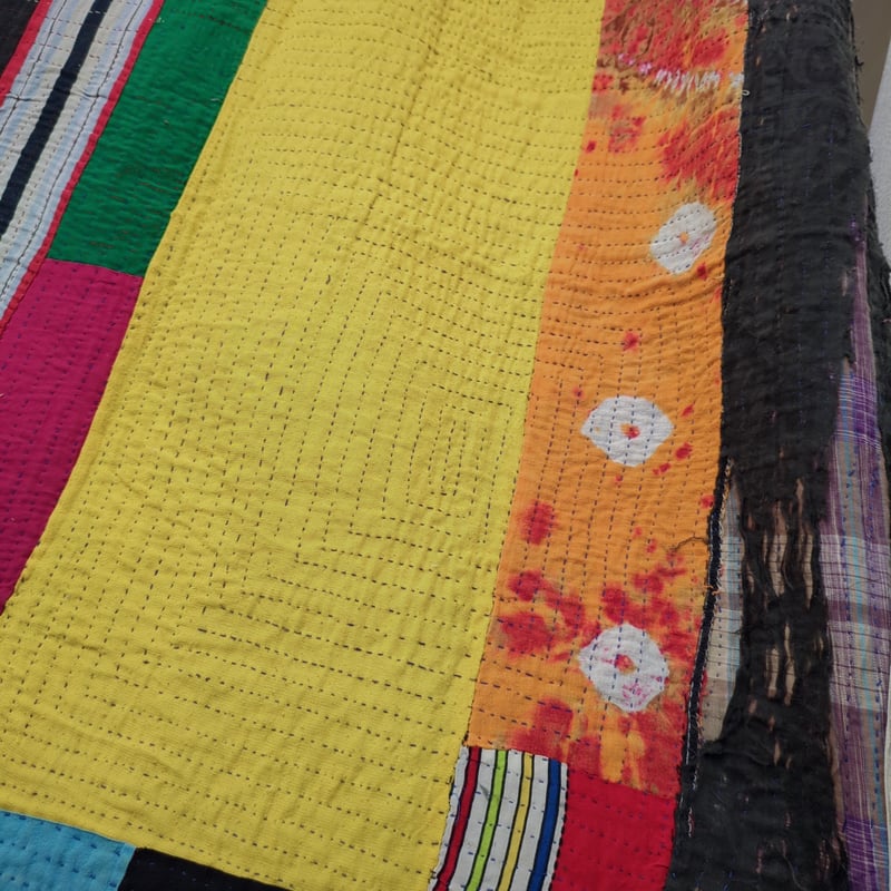 カラフル スクエア型ステッチ ラリーキルト インテリア カンタキルト 377 カラフル スクエア型ステッチ ラリーキルト カンタキルト 377