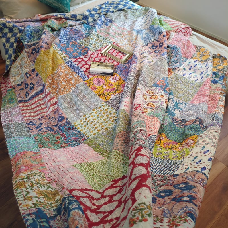 105ꕤ︎︎パッチワーク 手作りカンタキルト プリント マルチカバー 手作り 105ꕤ︎︎パッチワーク 手作りカンタキルト プリント マルチカバー