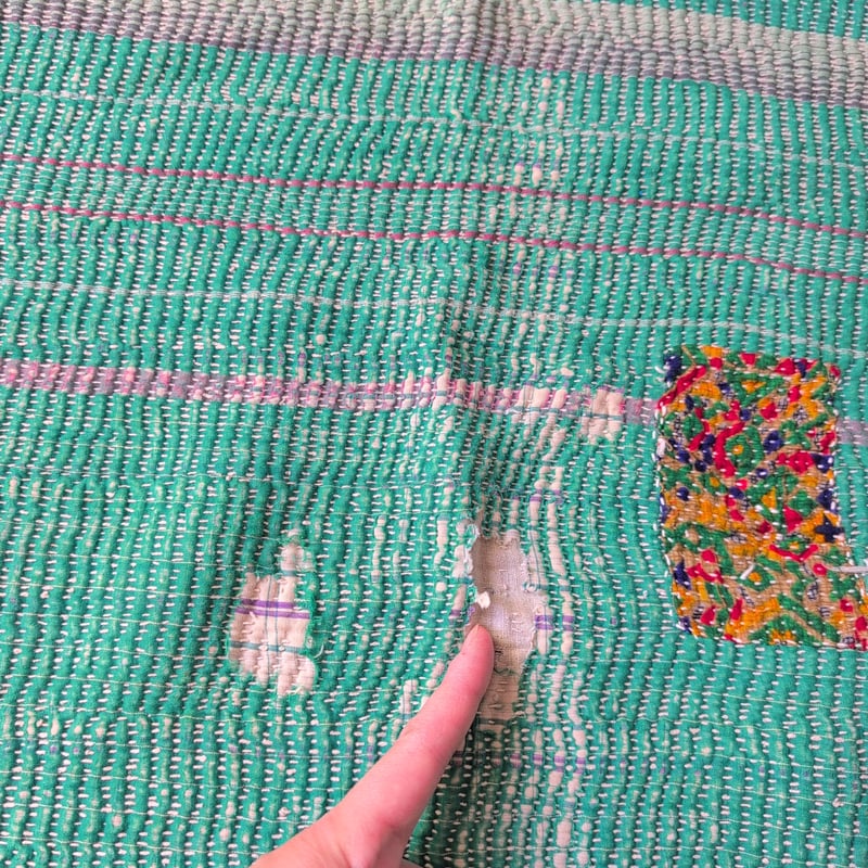 インド製ヴィンテージカンタラリーキルト 囲みグリーンストライプマルチカバー 紫翠 ヴィンテージカンタキルト ラリーキルト 641 | Adlang