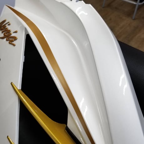 ZX-14R専用サイドカウルラインデカール(プレミアムカラー)