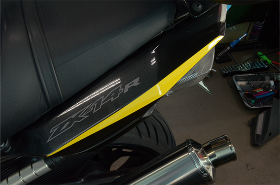 ZX-14R/ZZR1400専用シートカウルデカール(ソリッドカラー ZX-14R/ZZR1400専用シートカウルデカール(ソリッドカラー